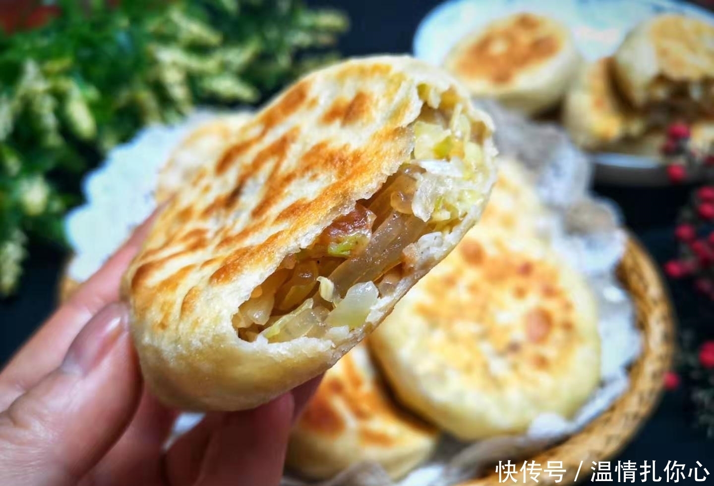 少许|宅家20天,50斤面粉见底了,媳妇天天做面食,朋友:重大贡献!