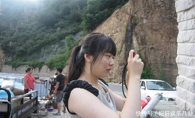 张新成|王艺瑾旧照被扒:减肥前后模样堪比整容,胖子秒变黑天鹅