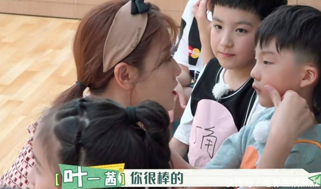 真人秀|《亲爱的小课桌》萌娃们撞脸张若昀、周震南,陈建斌成搞笑担当