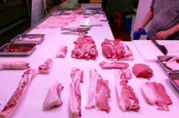 猪肉|同样是猪肉，为什么超市的没臭味，菜市场的一股腥味以后别挑错