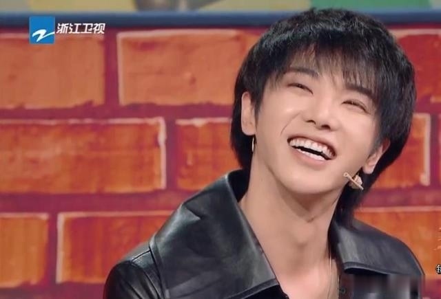  真不|都是“怪咖”，可是华晨宇跟尚雯婕怪得还真不一样