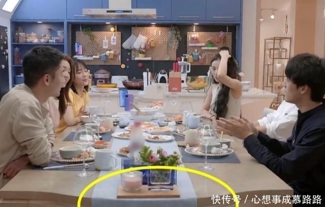 易烊千玺|心动的信号:千玺意外“空降”现场?得知他出场方式,胖鹅有点感动