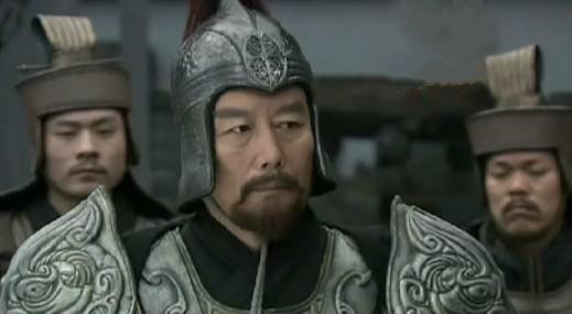 刘备|三英战吕布，第一个冲上去的为何是张飞而不是关羽？原因有三