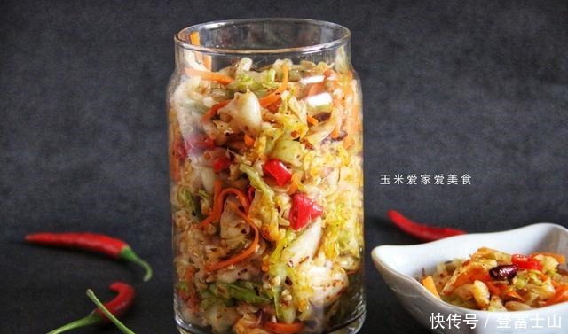做法|包菜最下饭的做法,一次拌5瓶,酸辣脆爽,比吃肉还香