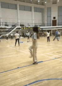 苹果|搞笑GIF：弟弟每天都会给姐姐洗苹果吃