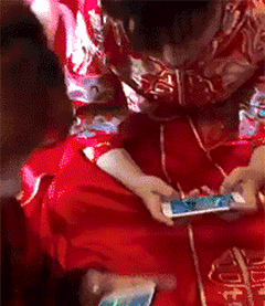 那天|搞笑GIF趣图:那天回家看到这坦克,吓得我车都没要就跑了