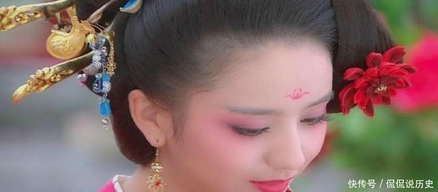 老父|女子逃难与父亲分离，当上皇后，父亲前来认亲，她却将老父赶出门