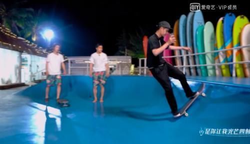  冲浪|王一博黄轩深夜谈心，有谁注意到王一博说了啥意外暴露生活状态