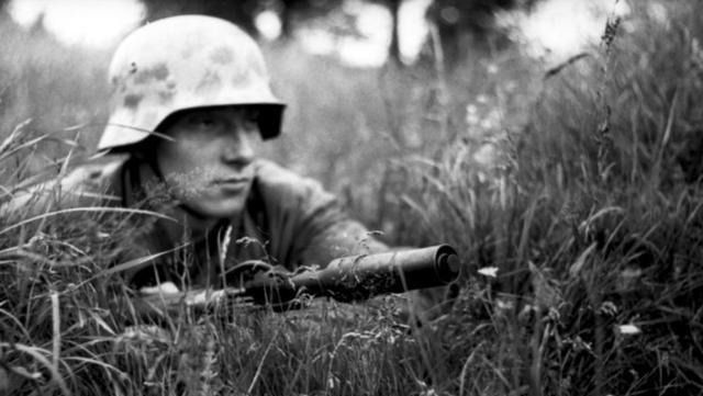 德军|德军丢失的首个本土城市，美军重兵围攻浴血厮杀，血腥的亚琛战役