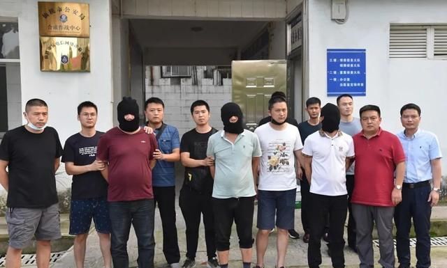  湖北仙桃人|民众紧张抗洪，三男子趁夜色盗走150万黄金，未料48小时后就被抓