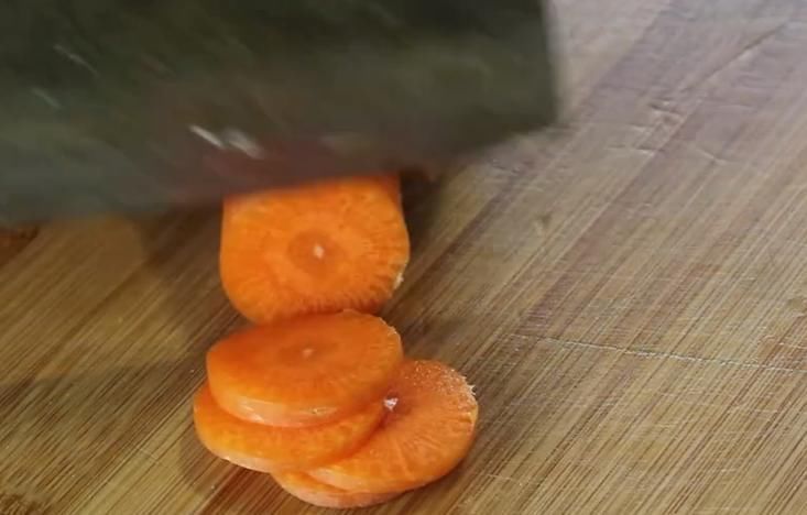 家常|西葫芦经典家常做法,做法简单,营养丰富,是道不错的下饭菜