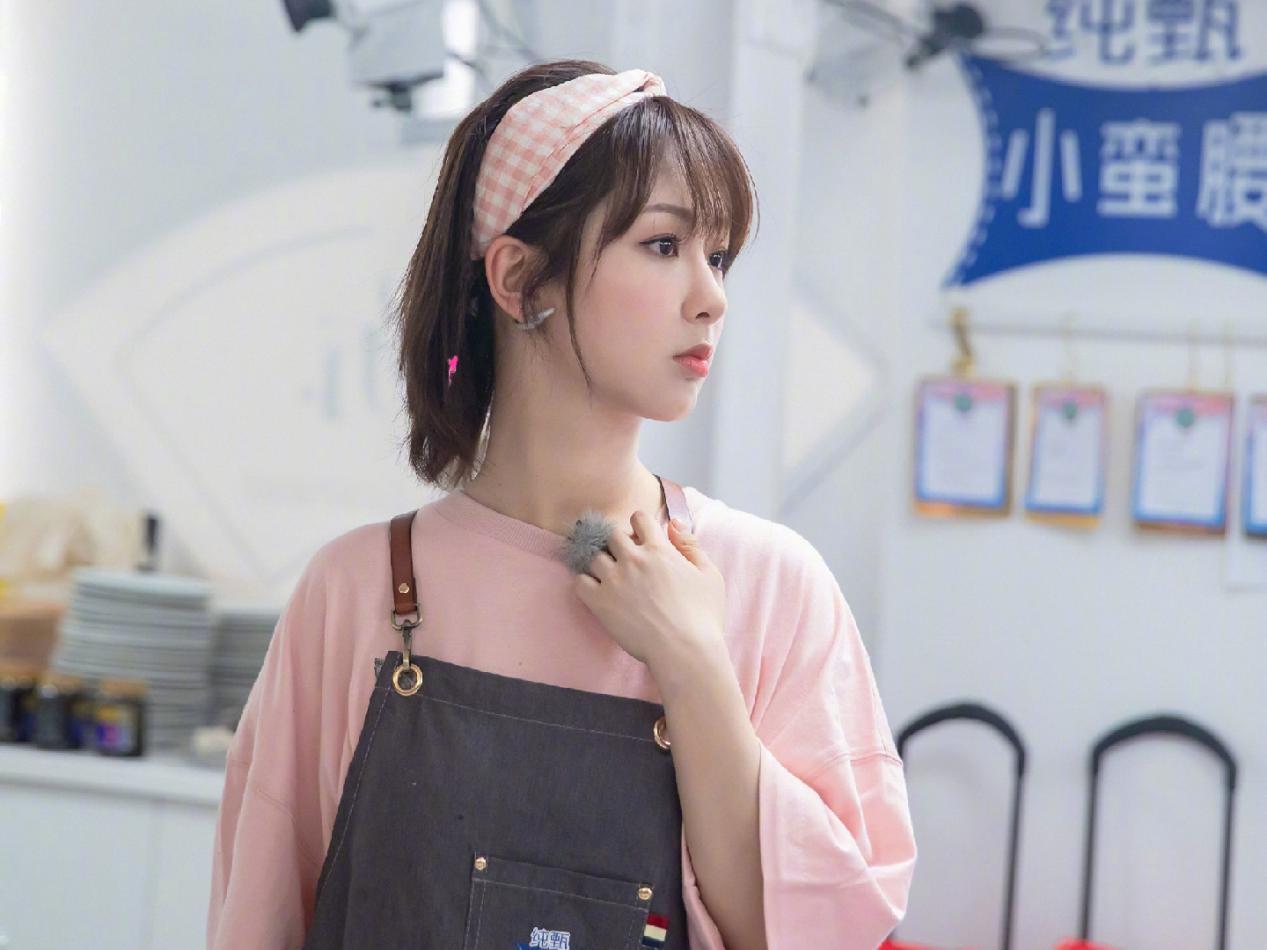 杨紫|赵丽颖两部剧多轮上星重播,杨紫新剧多次出问题,好剧组的重要性