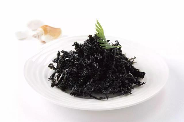  下锅|紫菜鸡蛋汤，紫菜先下锅就错了，难怪不鲜不好喝大厨：这样做才对