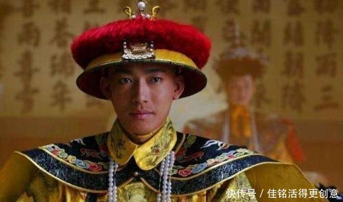 玉玺|乾隆在禅位大典上死活不交玉玺,刘墉说了一句话,嘉庆才当上皇帝