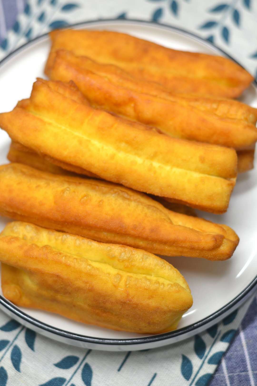  柔软|炸油条时，谨记这3个要点，油条蓬松柔软，有空心，一次就成功