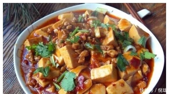 家常菜|味道香浓可口的家常菜,健脾又开胃,浇上汤汁,能多吃两碗饭!