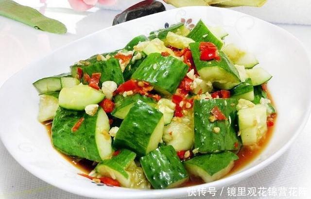 青豆|糖醋小排、青豆鸡卷、翡翠拌菜、凉拌青瓜几道川味家常菜做法