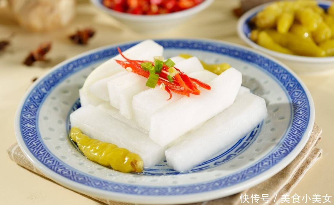 倒入|天冷多吃萝卜,教你5种萝卜好吃做法,美味又营养,别错过