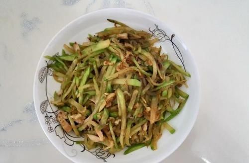 毛钱|这菜9毛钱一斤,常吃软化血管,口感脆嫩多汁,生吃比鸭梨还甜