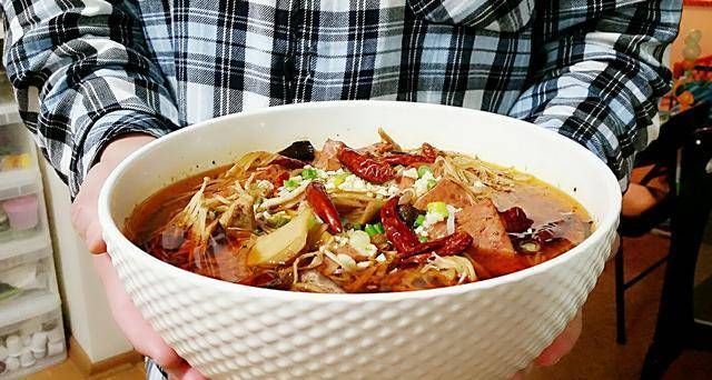 适量|亮点:毛血旺、蒜蓉粉丝娃娃菜、豆腐饺子