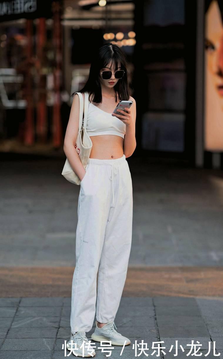 拥有|拥有大长腿不是梦,告别传统穿搭吧,阔腿裤带你引领时尚圈!