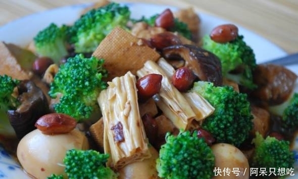  腐竹|腐竹没搭档怎么行，教你新吃法，两天吃一次，美味营养又健康！