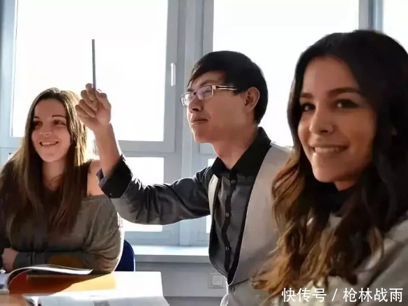 学者|美国政府动作不断,北得克萨斯大学为响应号召,突然做出一个决定