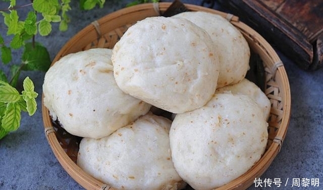 个个|秋天蒸馒头，光用酵母就错啦，教你新方法，个个柔软蓬松，超赞