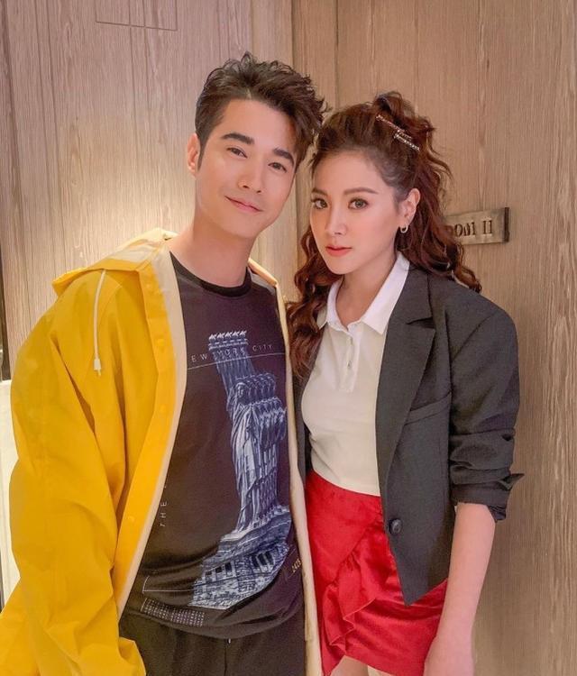  小亮|《初恋这件小事》男女主角多年后再次同框，小亮学长依旧颜值爆表