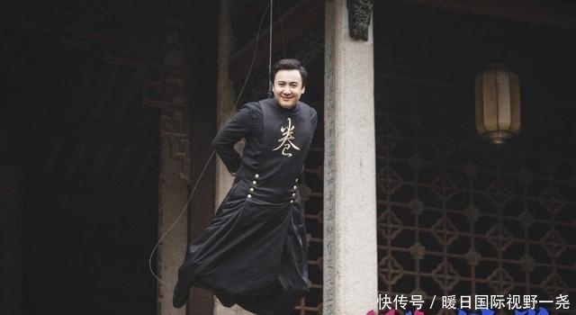  沈腾|《羞羞的铁拳》幕后：沈腾连跪20多次，马丽生理期落水崩溃大哭