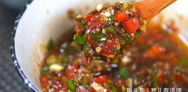 米粉|孩子夏天要吃的开胃菜,香辣可口,教你在家也能做,比外卖还好吃