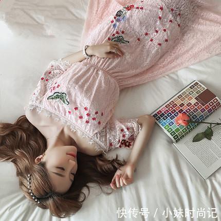  纯真|微胖的女孩子穿上更美的连衣裙，魅力四射的纯真让你更显魅力