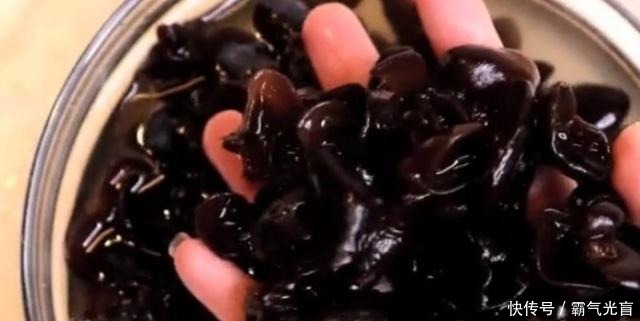 凉水|泡木耳时到底是用凉水还是热水很多人都用错,难怪又硬还不好吃