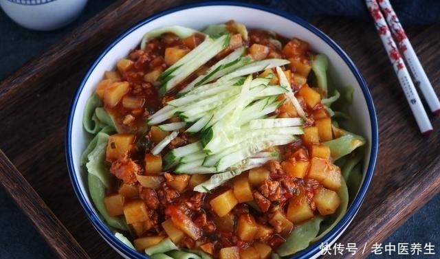 面条|面食中的极品佳作,比刀削面好看,比炸酱面过瘾,营养更解馋!