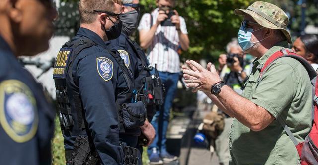 互推|波特兰致命枪击,白人民兵与黑人武装对射,市长与特朗普互推责任