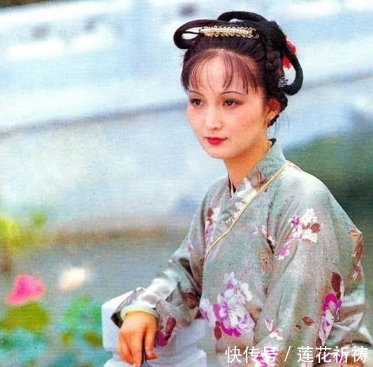  意外|87版红楼梦: 她被嫌眼睛丑演了小丫鬟, 意外成就了一桩好姻缘