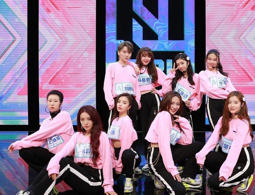 青春|青春有你2和创造101主题曲A班合照,一个御姐团一个甜美系