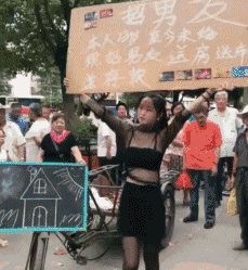 GIF|搞笑GIF:说出来你们可能不信,刚刚比赛中我输给了一辆面包车