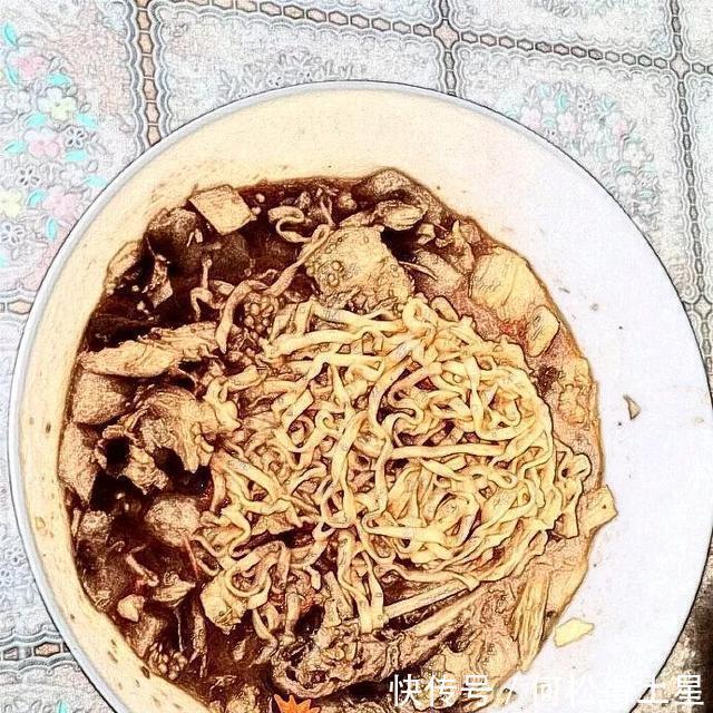  泡面|近期做的5款花式泡面，绝佳创意超乎想象