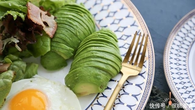  适合|最适合白领的早餐，简单花上几分钟，就可以充分享受小资般的生活