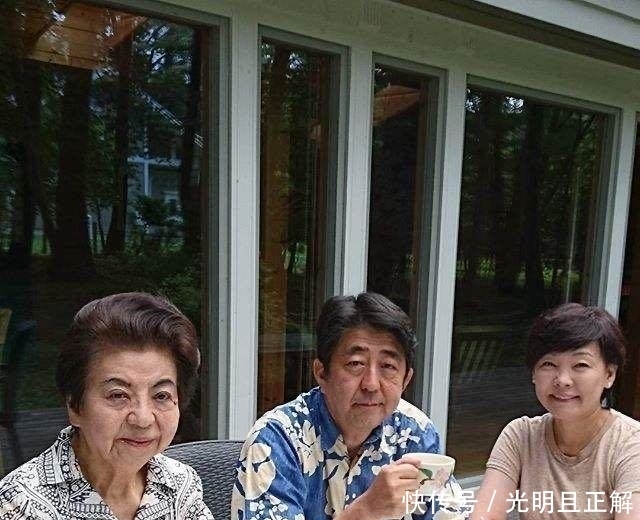 西装|安倍晋三母亲,这位日本贵妇人才是狠角色,无奈选儿媳却看走了眼