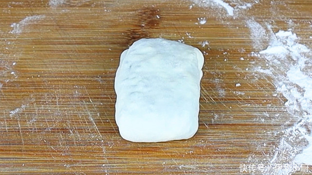 过瘾|早餐这样吃太过瘾了,不烫面不发面,柔软又多层,比饺子还好吃