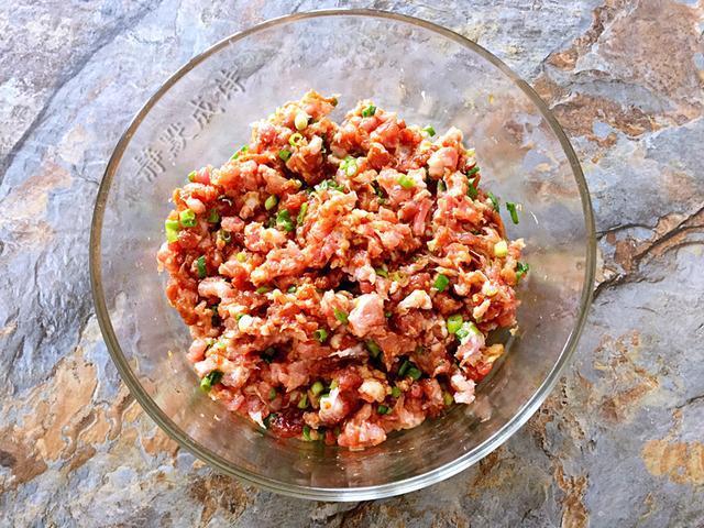 饺子|自从学会千层饼此做法,家里三天两头就要吃一次,雷打不动