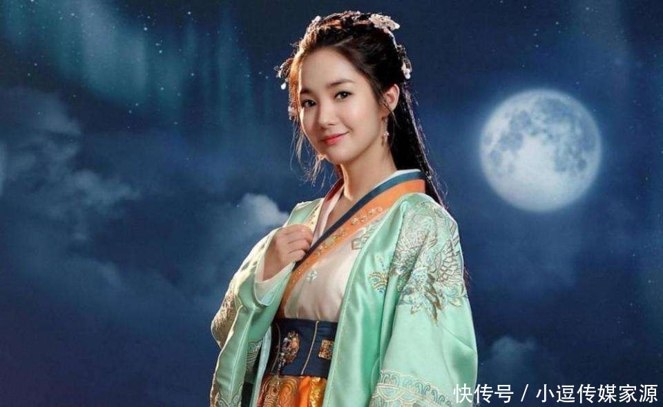 尼姑|明朝第一奇女子:皇帝为她空悬后位17年,她削发跑去当尼姑