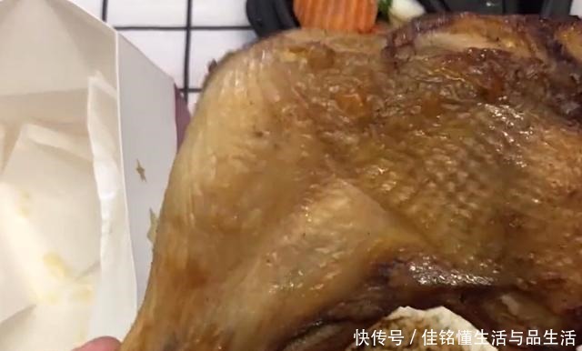 生活中有很多|都是鸡腿桶饭,没想到肯德基和麦当劳差那么大,你会选择哪种呢