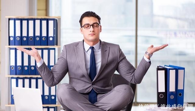 嫉妒|《乘风破浪》歌手丁当惨遭杜华超低分:你嫉妒的样子真丑!