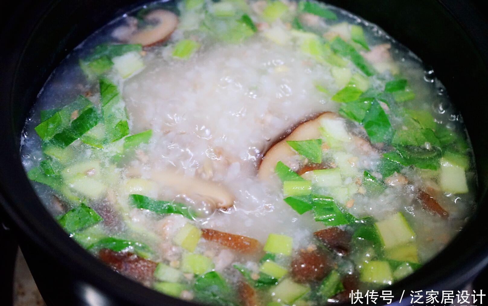 秋季|秋季早餐,得常喝这种蔬菜粥,口感咸香糯滑,促进食欲一天都精神