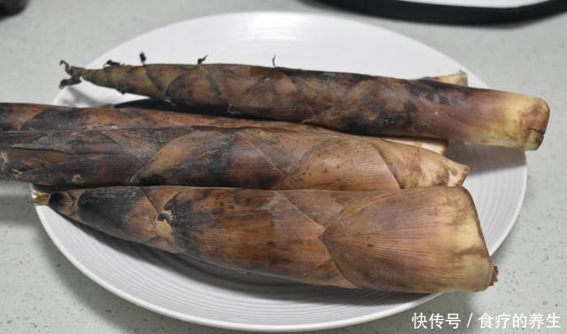  制作油焖|春天最期待就是这道菜，鲜嫩滋味，比吃肉还要香，缺点就是太好吃