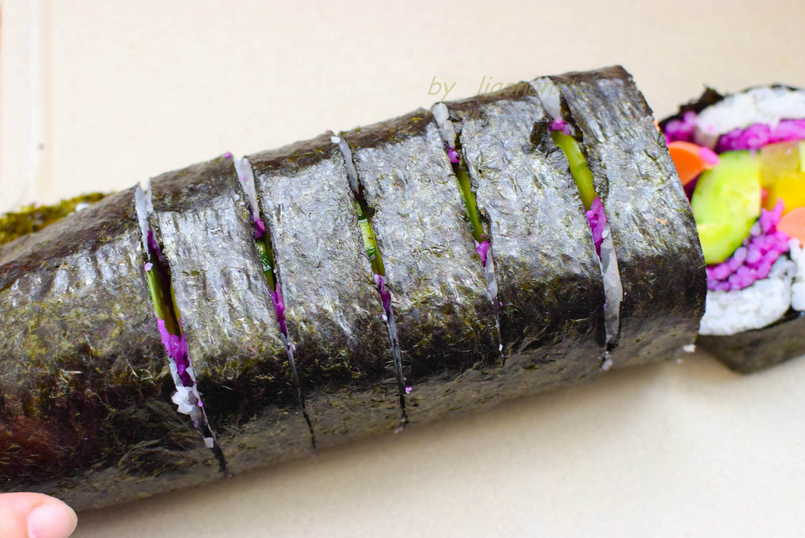 花型|老妈做寿司,粗心搞错了花型,孩子一块接一块吃,还说好吃,暖心