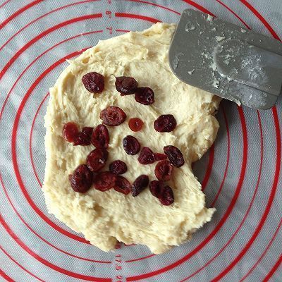 面包|蔓越莓淡奶油软面包